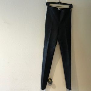 Hugo Boss high rise leather pants/leggings size 6